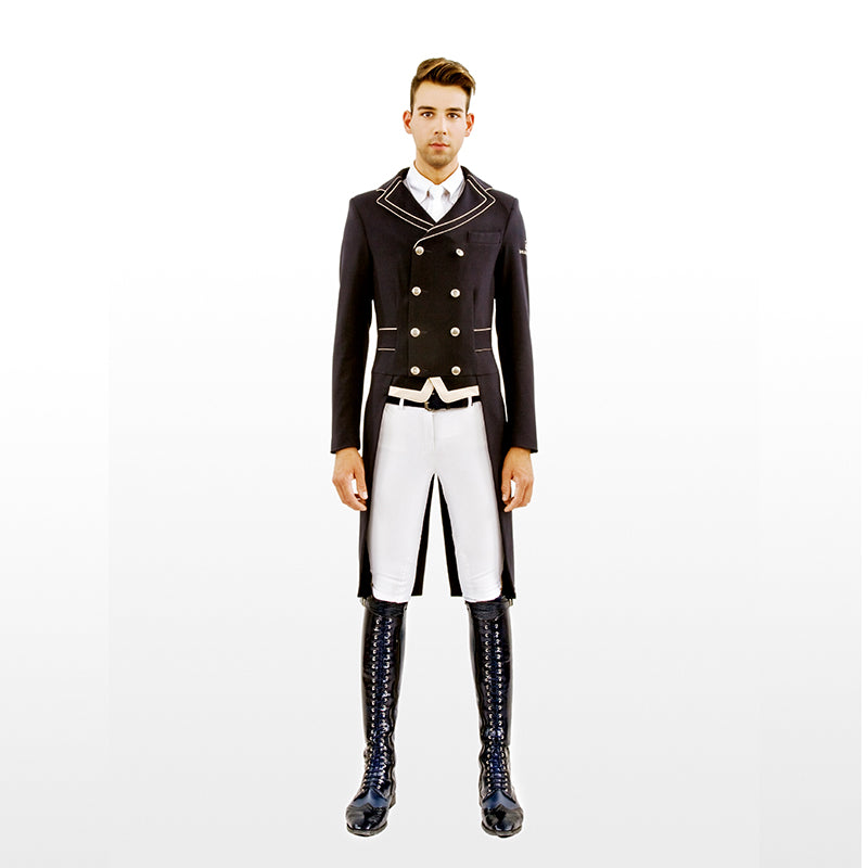 Lotus Romeo Carl-Tailcoat-front-1