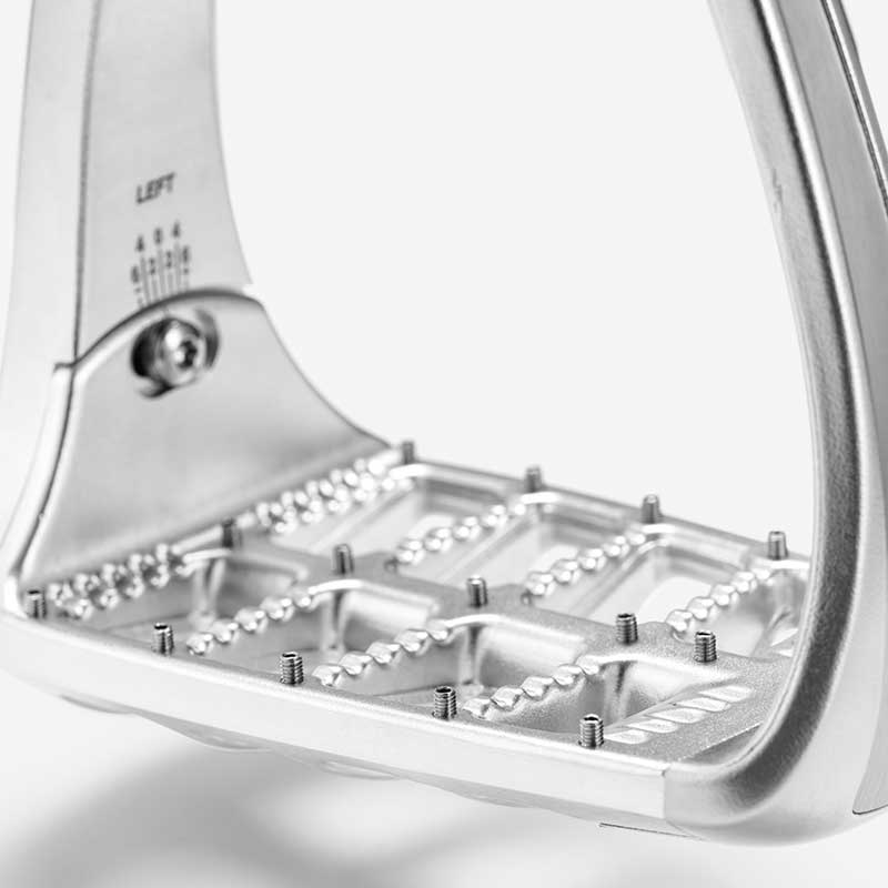 RYDE Adjustable Stirrups - Silver